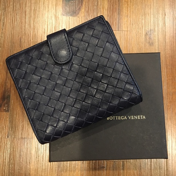 Bottega Veneta Handbags - Bottega Veneta Intrecciato Bi-fold Wallet